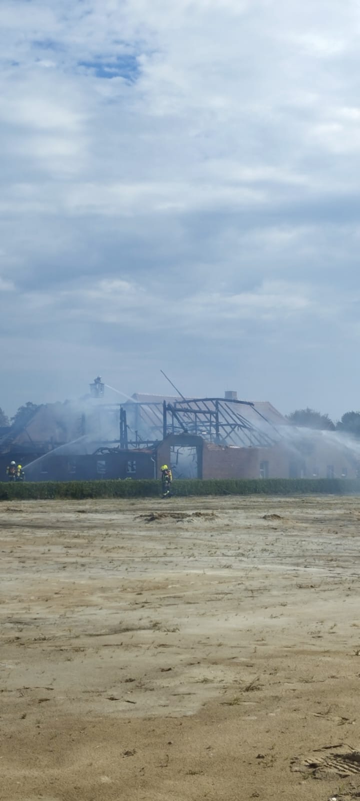 Mehr über den Artikel erfahren 31.08.2024 um 11:06 Uhr -F3 – Scheunenbrand