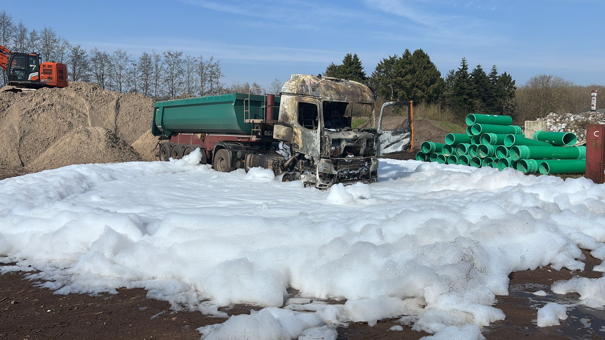 Mehr über den Artikel erfahren 19.03.2026 um 13:00 Uhr – F2 – LKW-Brand